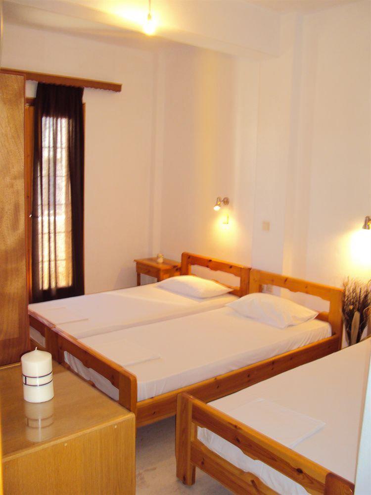 Hotel Privée Santorini à Períssa Extérieur photo