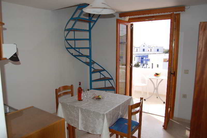 Hotel Privée Santorini à Períssa Extérieur photo